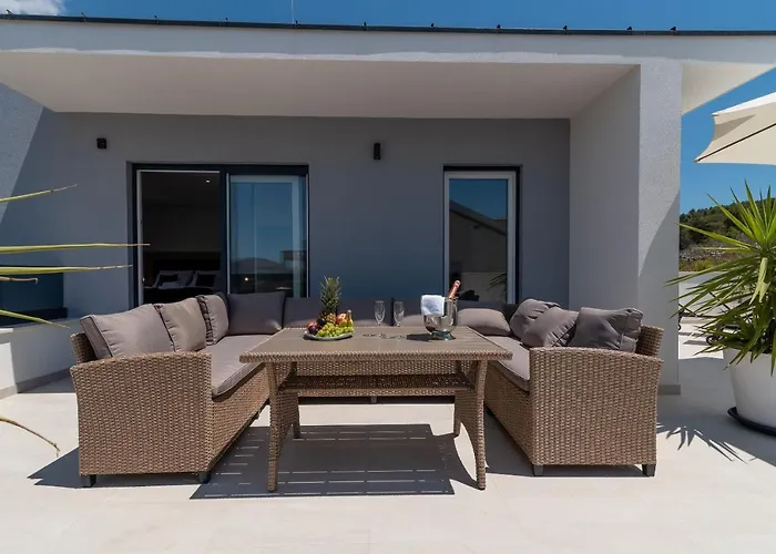 Luxury Sun Stone Heated Pool & Whirlpool Βίλα