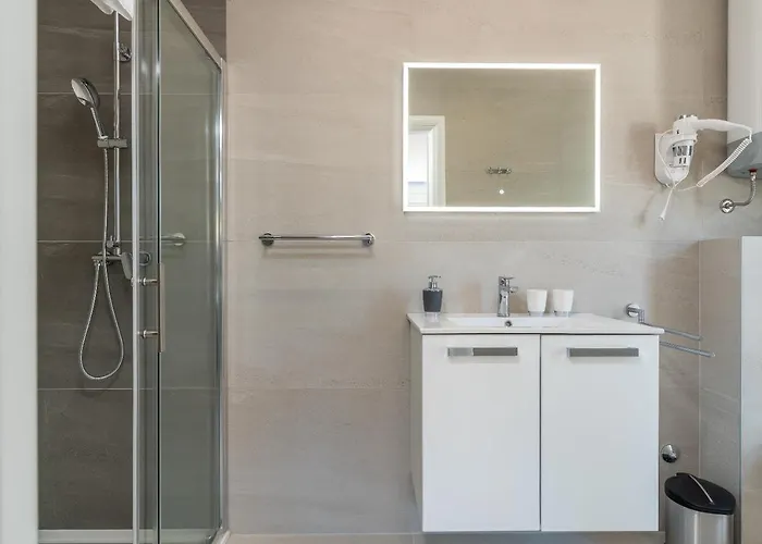 Βίλα Luxury Sun Stone Heated Pool & Whirlpool Τρογκίρ