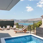 Luxury Sun Stone Heated Pool & Whirlpool Βίλα Τρογκίρ
