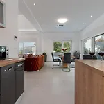 Βίλα Luxury Sun Stone Heated Pool & Whirlpool Τρογκίρ