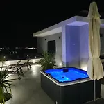 Βίλα Luxury Sun Stone Heated Pool & Whirlpool *