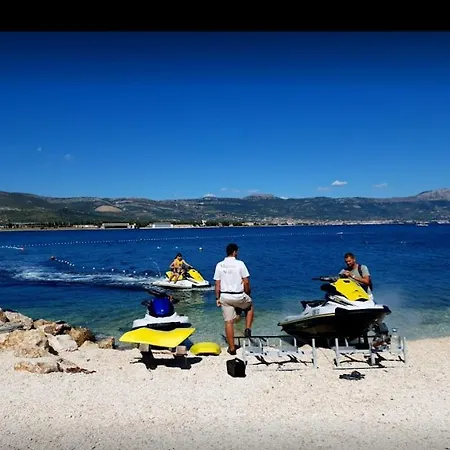 Willa Luxury Sun Stone Heated Pool & Whirlpool Trogir