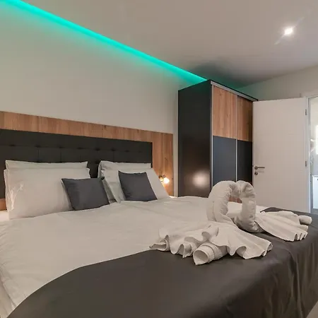 Villa Luxury Sun Stone Heated Pool & Whirlpool Trogir