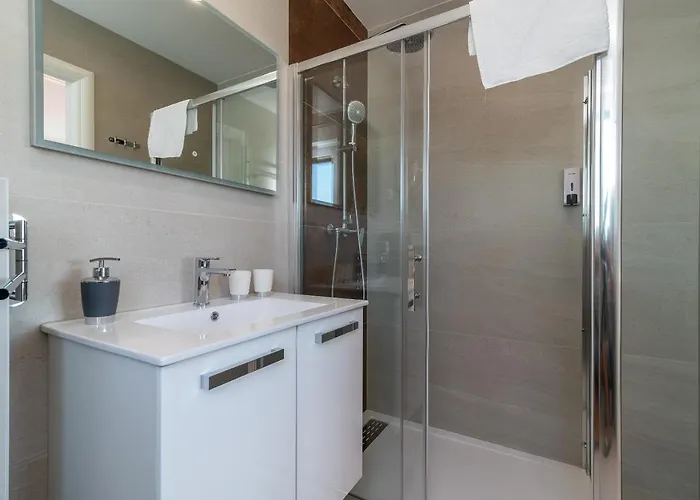 Vila Luxury Sun Stone Heated Pool & Whirlpool Trogir