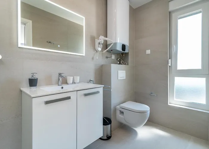 Vila Luxury Sun Stone Heated Pool & Whirlpool *